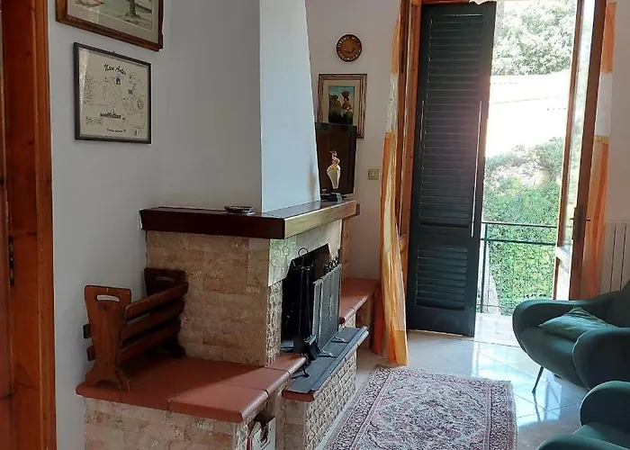 Appartamento A Due Passi Dal Mare A Quercianella
