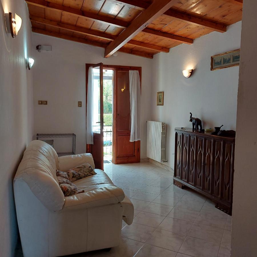 A Due Passi Dal Mare A Apartment *